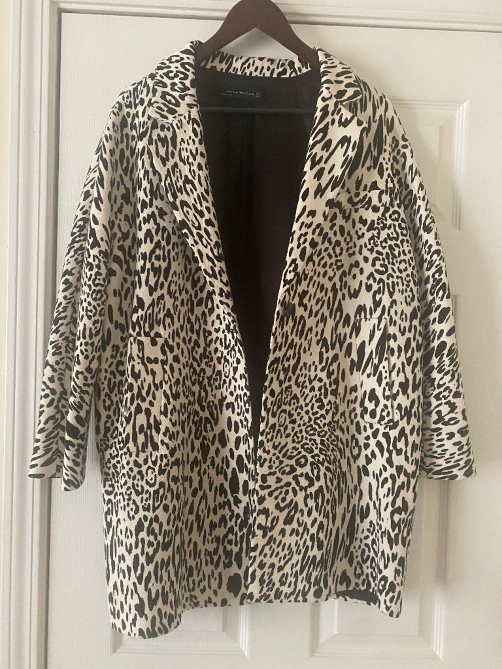ZARA PRE-OWNED BLACK AND WHITE LEOPARD JACKET SIZE XL MADE IN SPAIN